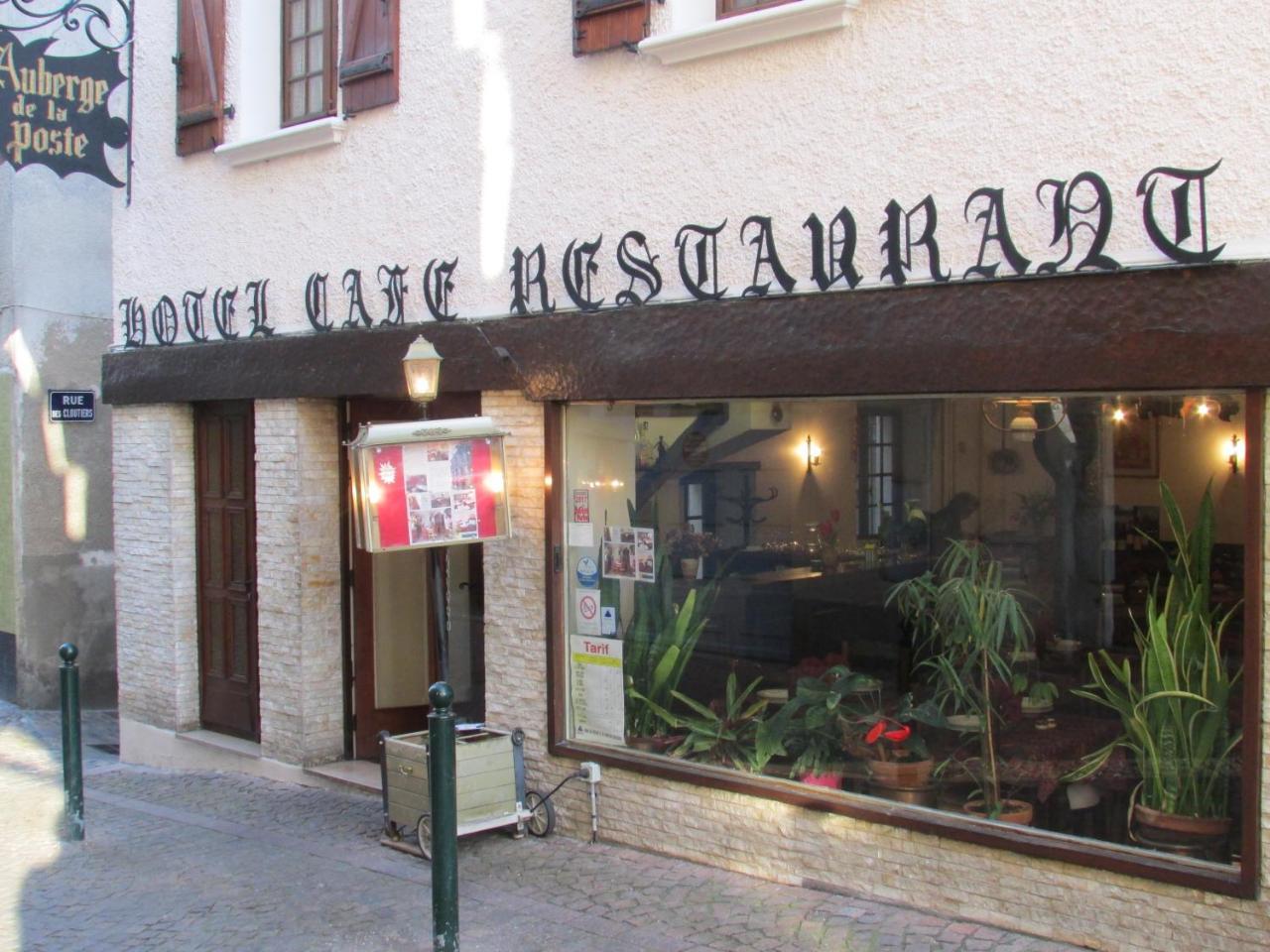 Auberge De La Poste Villefranche-de-Rouergue Exterior photo